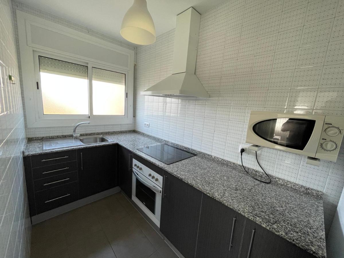 Apartment For A Mar *